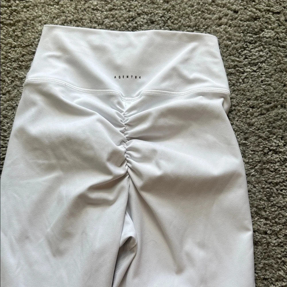 Agent84 Cream  girlfriend High-Waisted Leggings - Picture 7 of 8
